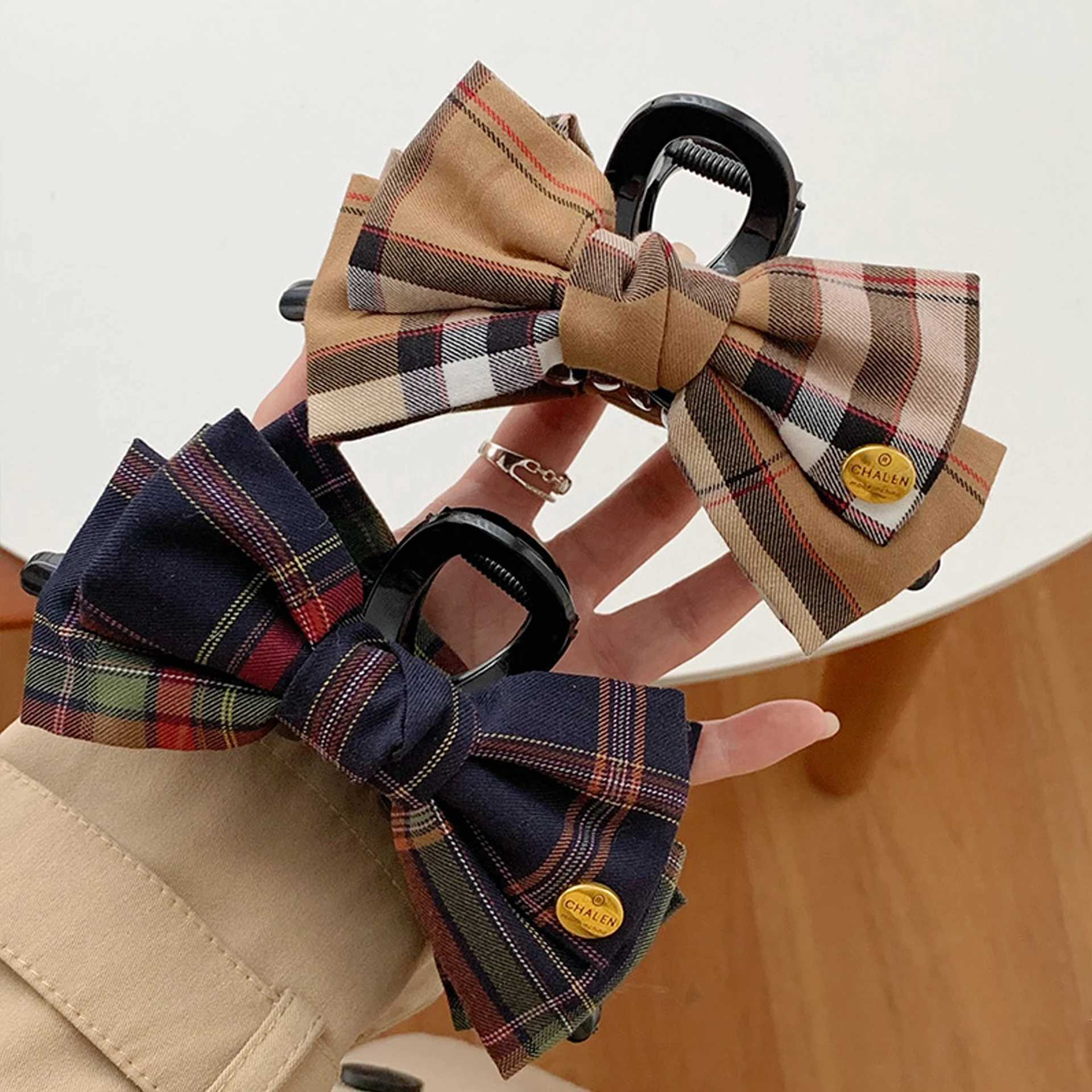 1pc2pcs autumn and winter new British contrast plaid bow grip classic vintage fabric shark clip on the back of the headW251028