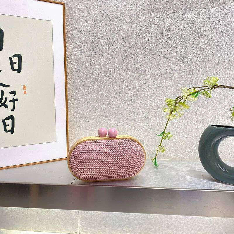 Designer Bags Fashion Straw Woven Handmade Clutch Purse High Quality Women Handbag Summer Vacation Travel Female Shoulder Crossbody Bag Luxury Bag