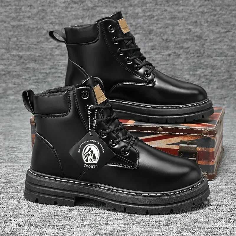 High Top Boots Mens Leather Shoes Fashion Outdoor Ankle Boots for Men LaceUp Comfortable Male Boots Non Slip Flat Boot Botas Z251029