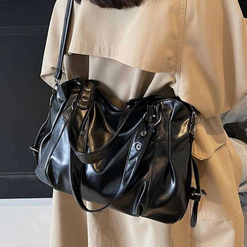 Fashion Classic Versatile Commuter Shoulder Large Capacity Retro Handbags Travel Tote Bags Zipper Opening Women Shopping Bag 251029