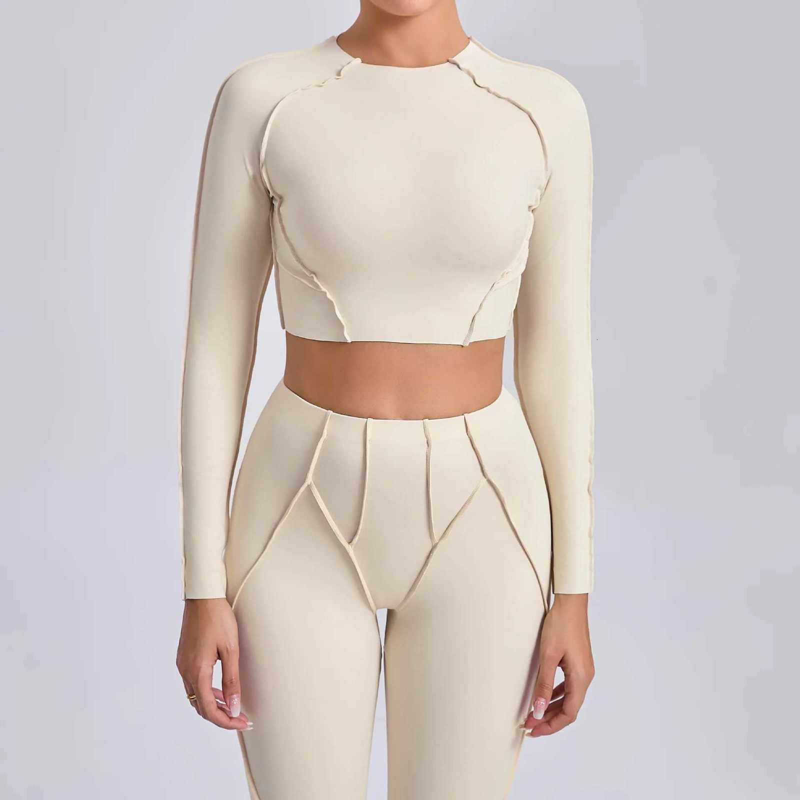 Seamless Yoga Shirts Sports Fitness Tight Quickdrying LongSleeved Yoga Tshirt Dance Running Workout Gym Sports Tops for WomenXJ251029