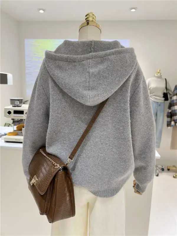 Autumn Winter Simple Embroidery Heart Loose Korean Version Thick Warm Zipper Cardigan Hooded Knitted Sweater Womens Coat TrendT251028
