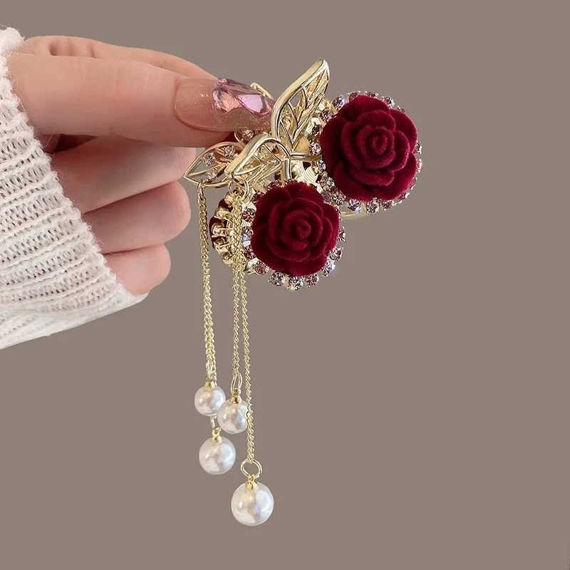 1pc Vintage Elegant Red Flocked Rose Tassel Hair Clip Stylish Ponytail Claw Crab Clip for Girls Women Delicate Hair AccessoriesW251028