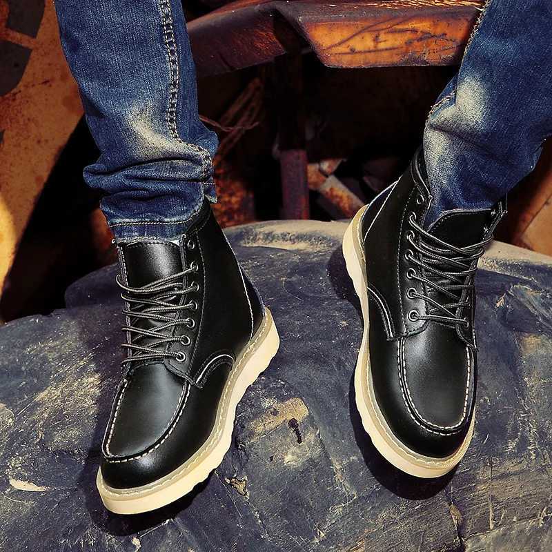 Spring New Genuine Leather Mens Boots Luxury High Quality Men Ankle Boots Fashion Handmade Motorcycle Boots Men Waterproof Shoe Z251029