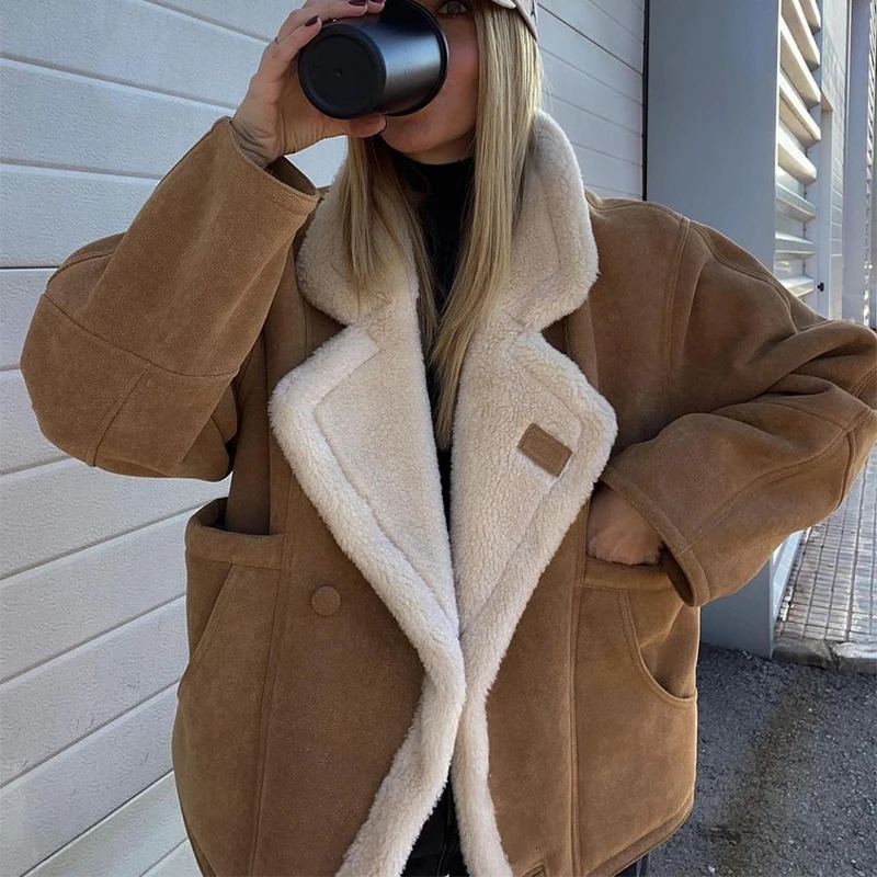 Vintage Faux Leather Warm Coat Thick Fluffy Splicing Big Lapel Coats Female Long Sleeve Outerwear Winter Lady Street Jackets 251029