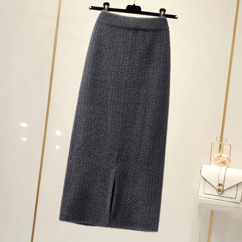 Mink velvet skirt female autumn and winter midlength knitted onestep skirt split straight winter skirt casual solid long skirt 251028