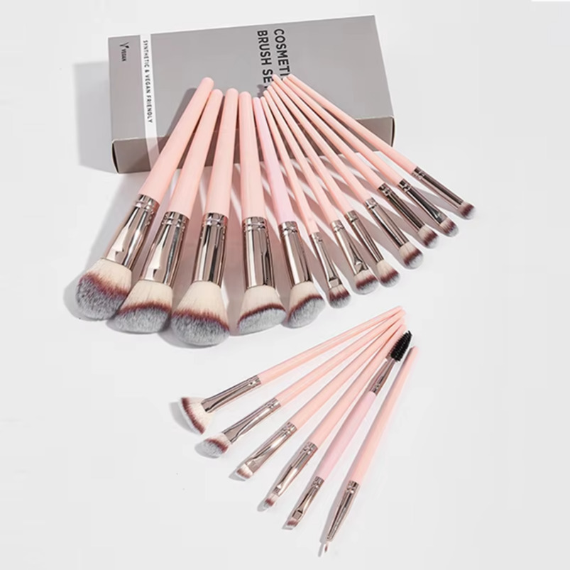 18-Piece Professional Pink Makeup Brush Set Portable Beauty Tools Long-Handled Eyeshadow Brush Foundation Brush Mask Brush