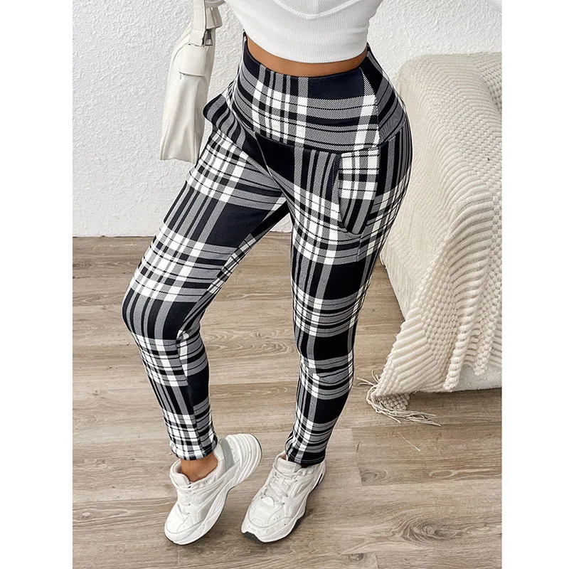 Tight Elastic Sports Fitness Leggings Women Vintage Plaid Printed with Pockets Fleece Thicken Fall Winter Thermal Pants 251029