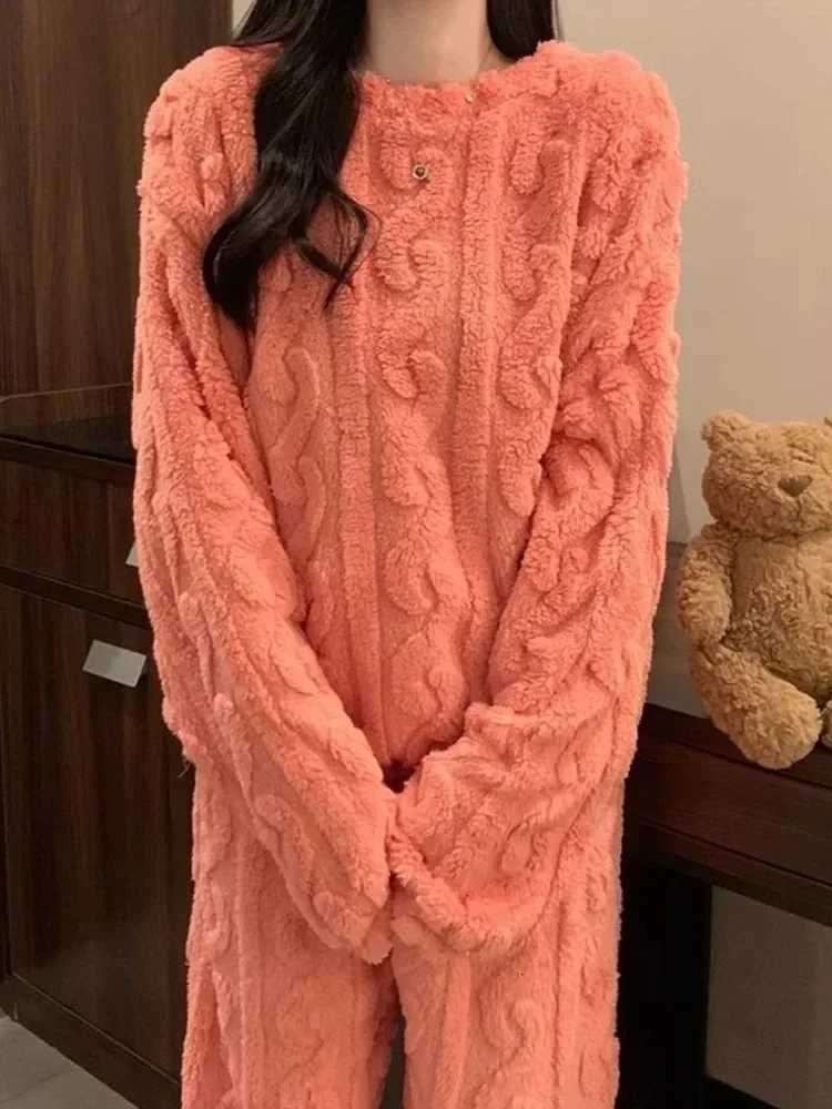 2024 Solid Color Coral Fleece Oneck Women Pajama Sets Long Sleeve Plush 2 Piece Sets Fashion Comfortable Ribbed Cozy SleepwearT251029