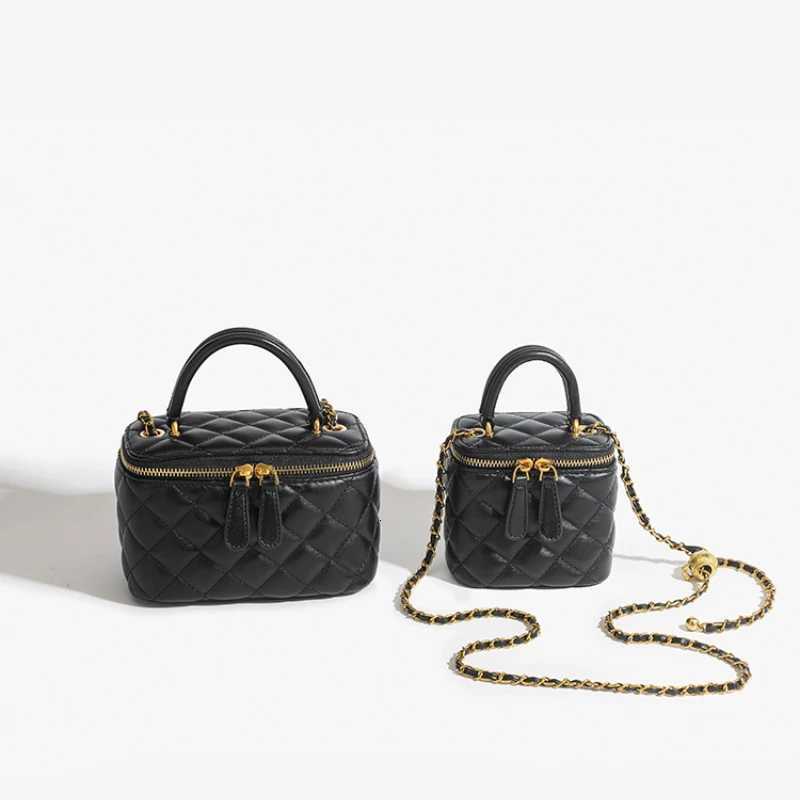 Luxury Designer Women Chain Shoulder Bag Fashion Versatile Shopping Small Square Bag Adjustable Strap Solid Color Crossbody Bags W251029