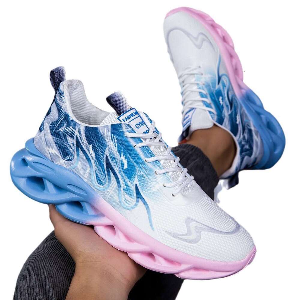 Designer Running Shoes Large Size Dad Men's New Mesh Casual Cold Adhesive Low-top Lightweight Fashion Sports Shoes Casual shoes