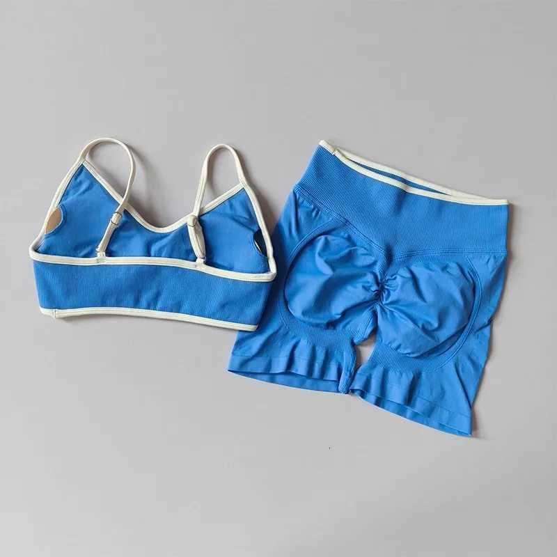 2PCS Yoga Suit Seamless with Chest Pad Tight Sports Bras and High Waist Shorts Outside Wear Running Exercise Fitness Yoga SetXJ251029