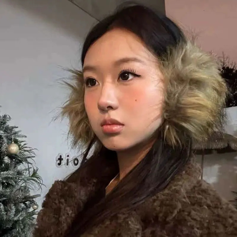 Y2k Korean Plush Furry Earmuffs Women Fashion Versatile Thicken Earflap Winter Windproof Warm Cycling Ear Protection Earplugs 251029