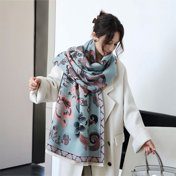 Vintage Floral Design Charm Scarf Imitation Cashmere Shawl Autumn And Winter Warm Scarf Artistic And Versatile Scarf Accessory Boutique Gift