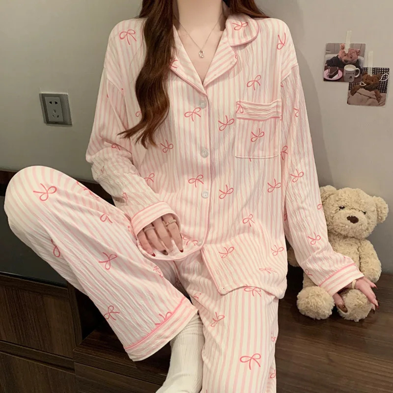 Womens Spring and Fall Pajamas Homewear Set Wrinkled Cloth Sweet Girl Students LongSleeved Casual 251029