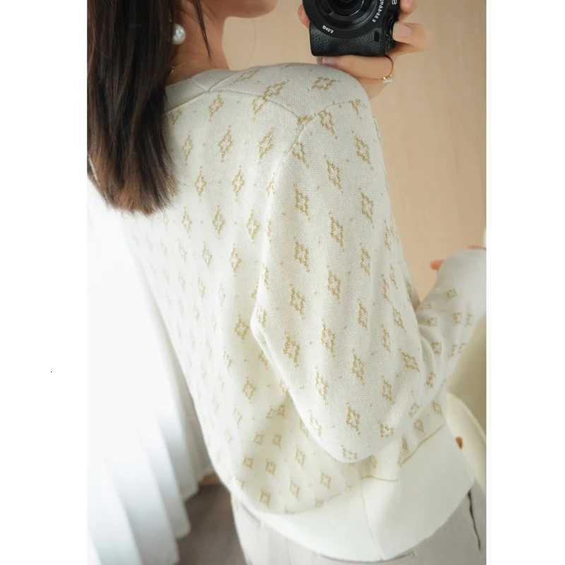 Autumn Winter Women Wool Blend Sweater Slim Vneck Cardigan Female Warm Casual Knitted Printing Bottoming Coat Comfortable TopsT251028