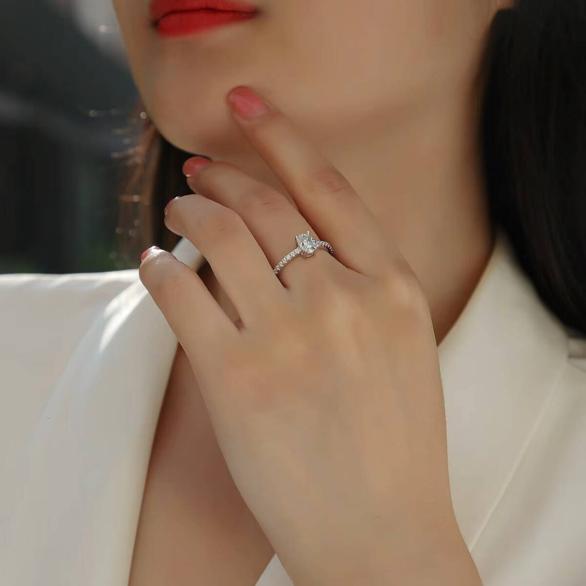 Guangzhou Jewelrys Classic Unisex Moissanite Oval Half Eternity Ring 925 Sterling Silver for Weddings and Parties