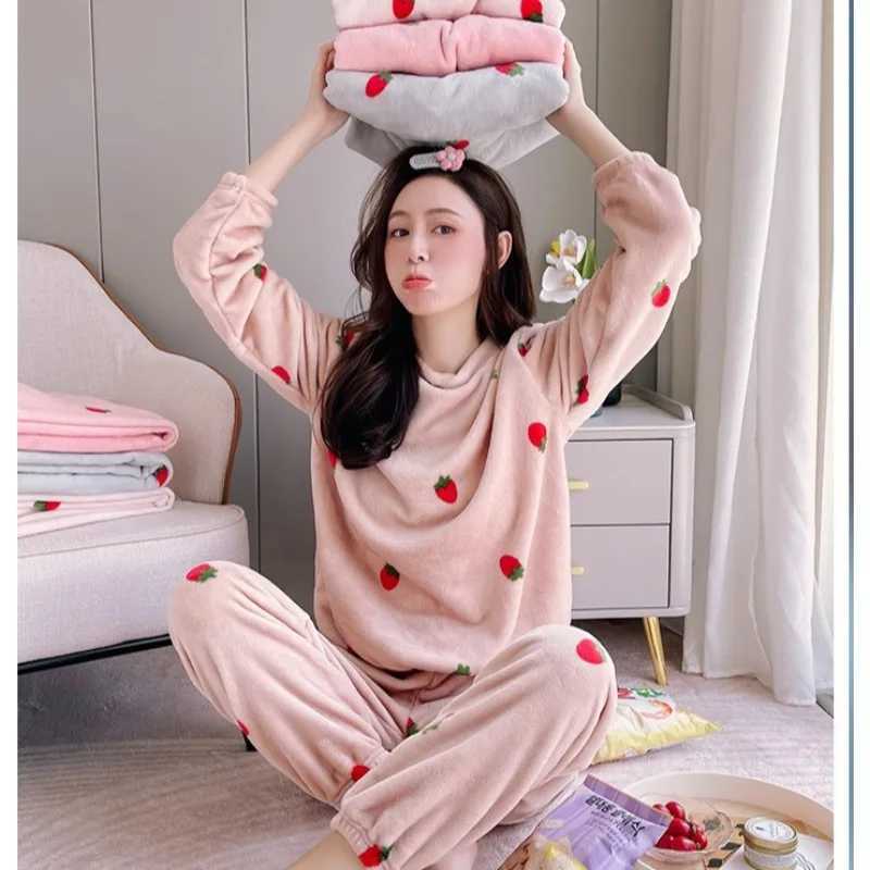 Women Warm Sleepwear for Winter Printed Strawberry ONeck Coral Velvet Pajamas Loungewear TwoPiece Set Ladies Cute PajamasT251029