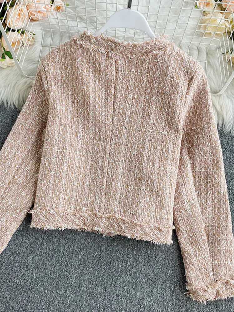 2024 Autumn Elegant Tweed Jacket Tassel Long Sleeves O Neck Female Solid color Leisure loose Women Short Jacket1 Y251105