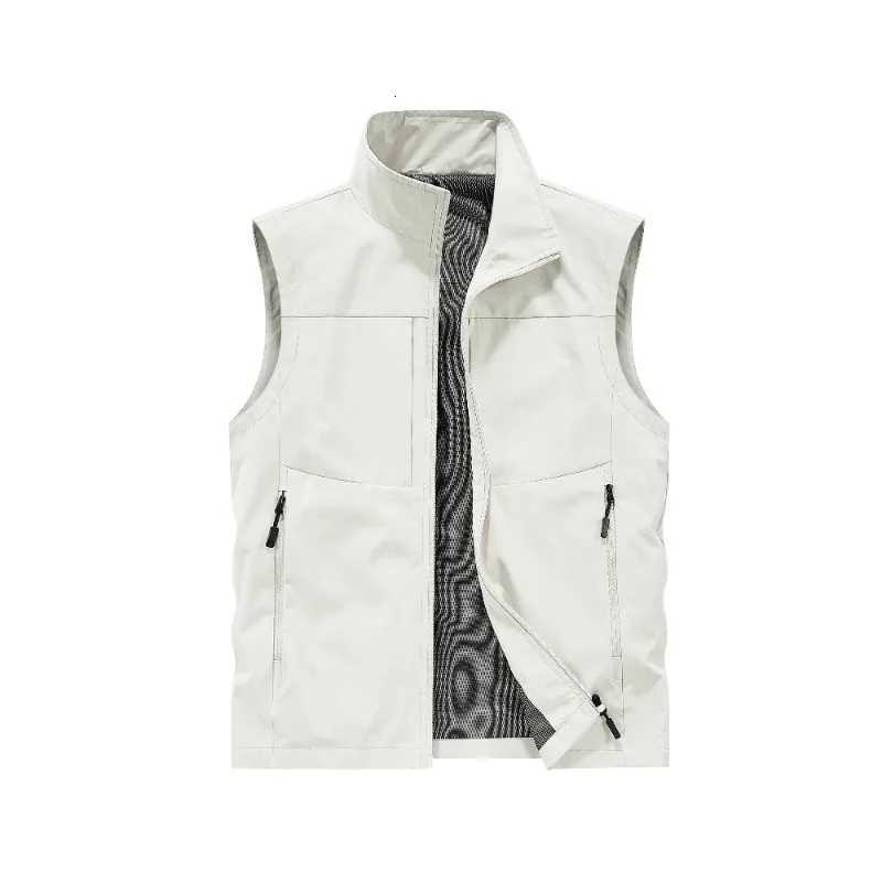 Spring Autumn New Outdoor Leisure Fishing Windproof Warm Sleeveless Vest Comfortable Breathable Windproof Vest Inside Outside W251029