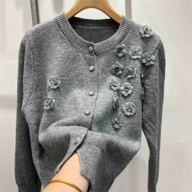 Korean Soft Waxy Knit Cardigan Women Round Neck Joker Sweater Ladies New Flowers Long Sleeve Casual Sweater Female Jacket TopsT251028