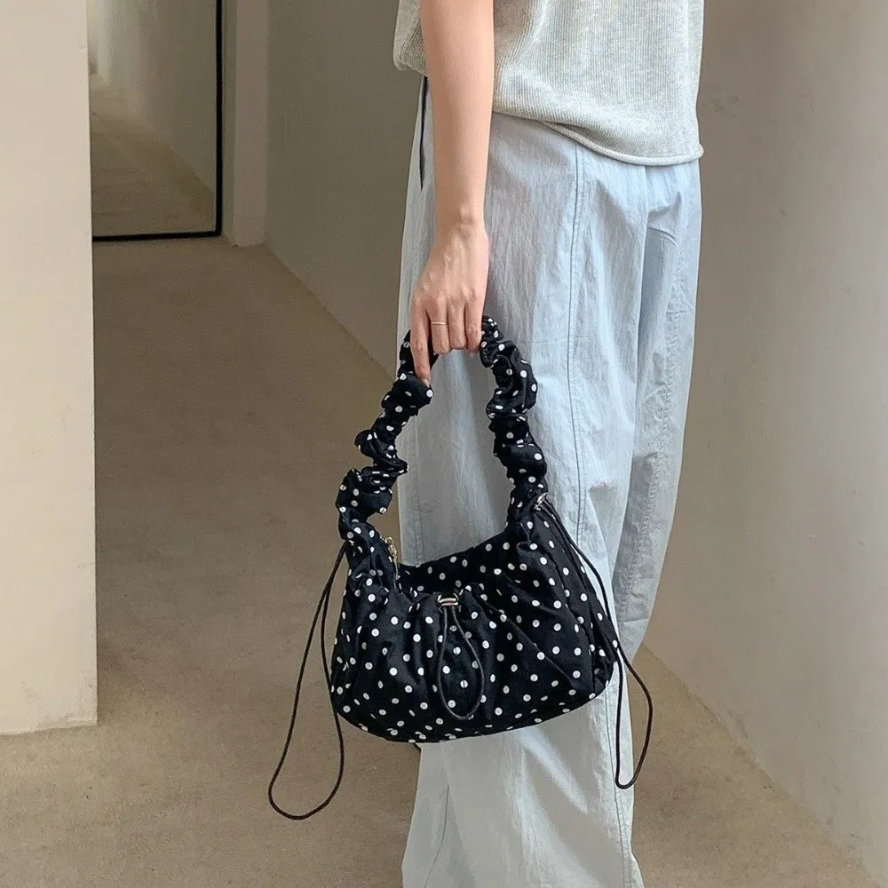 Versatile Polka Dot Underarm Bag Korean Style Large Capacity Drawstring Shoulder Bag Lightweight Clutch Purse 251029