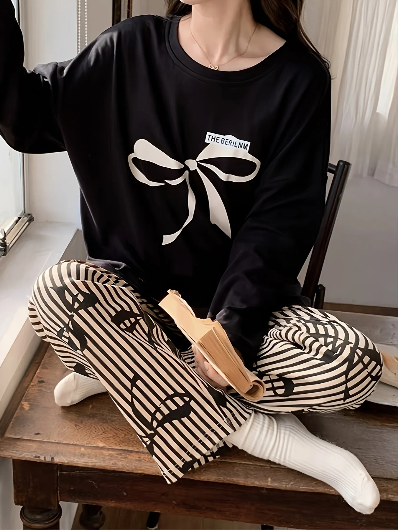 2Piece Womens Pajama Set Bow Print Crew Neck Pullover Striped Pants Stylish Girly Loungewear 251029