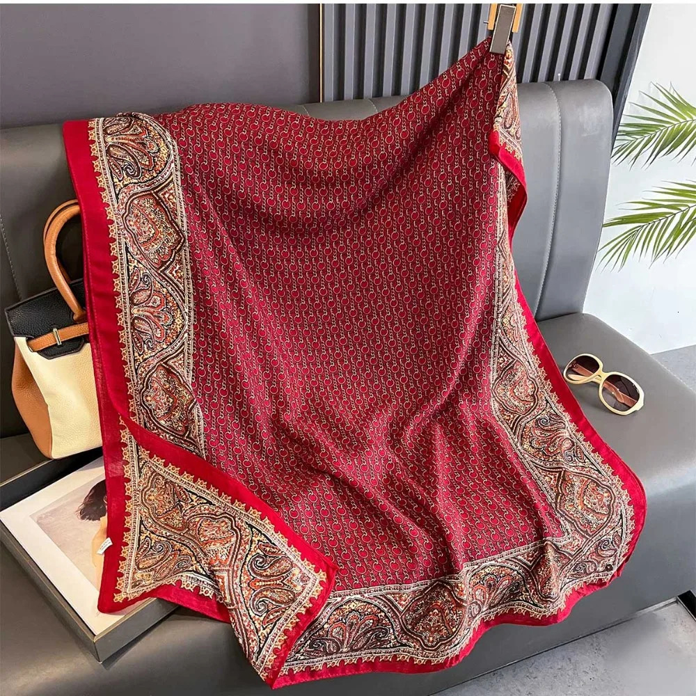 180x90cm Chain Print Shawl Womens AutumnWinter CottonLinen Large Scarf Warm and SunProtective Necktie 251013