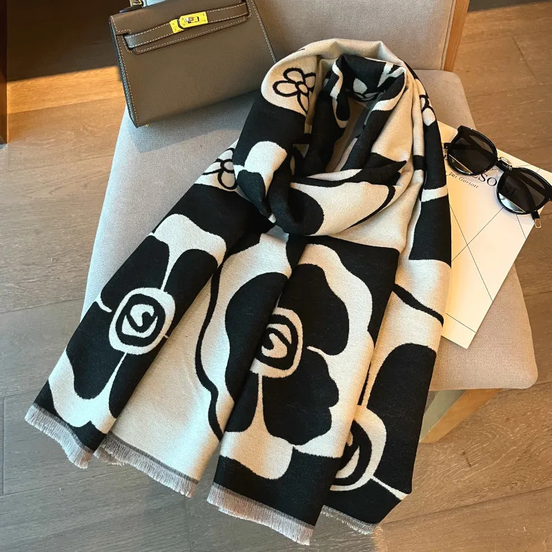 Elegant Women Flowers Soft Pashmina Scarf Long Shawl Wraps Autumn Winter Neckerchief Spring Summer Travel Cape Echarpe 251013