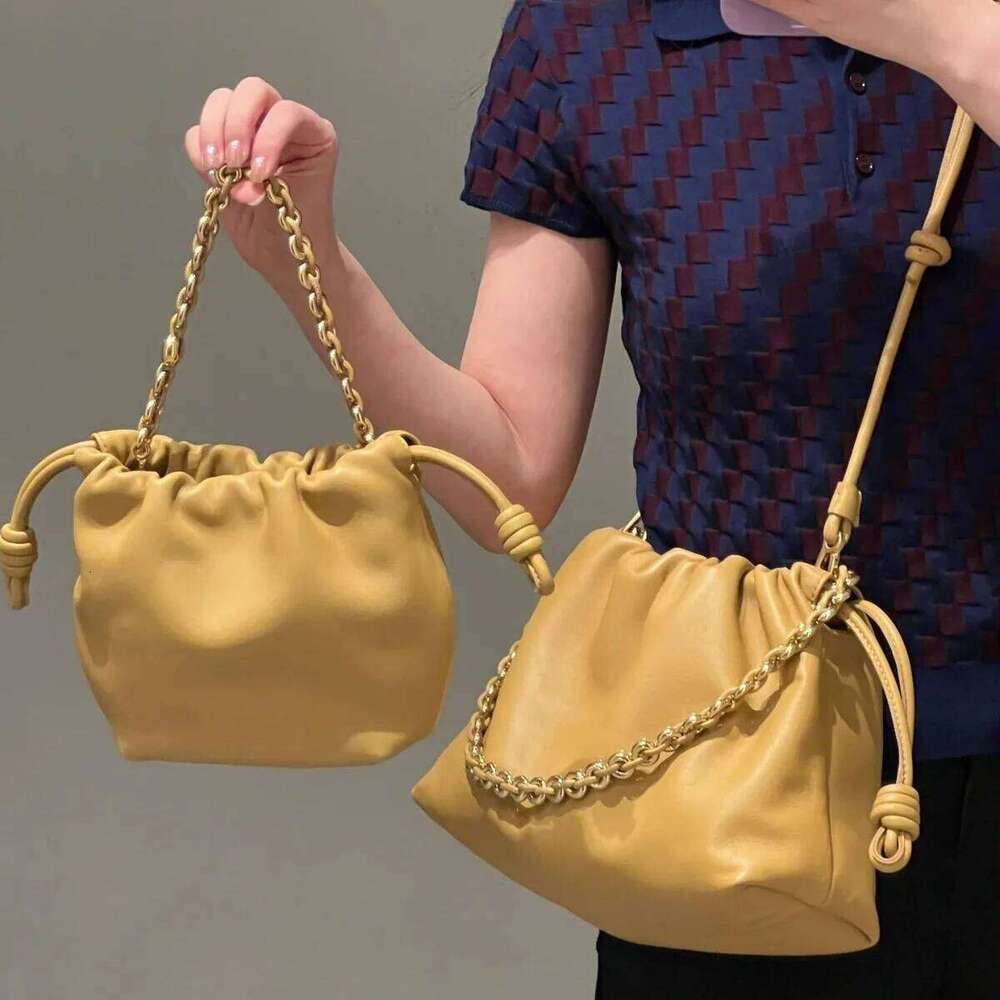 Genuine Leather Drawstring Cloud New Design Soft Cowhide Fashion Women Pleated Chain One-Shoulder Crossbody Bag 251029