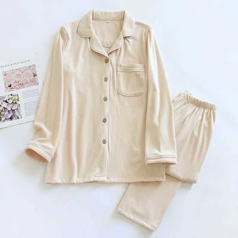 2025 AutumnWinter New Womens Pajama Set Casual Loose German Velvet Long Sleeve Pants Two Piece Set Thickened Home Fur PajamaT251029