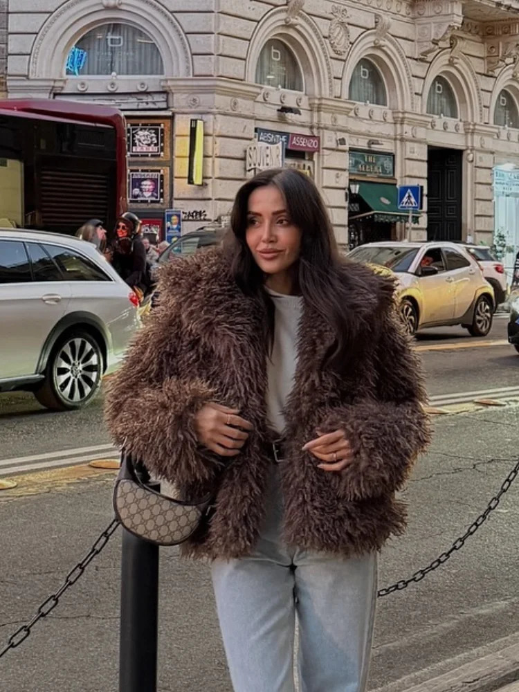 Solid Faux Fur Loose Short Coat Women Fashion Lapel Full Sleeve Warm Jacket Winter Daily Office Commute Street Outerwears 251028