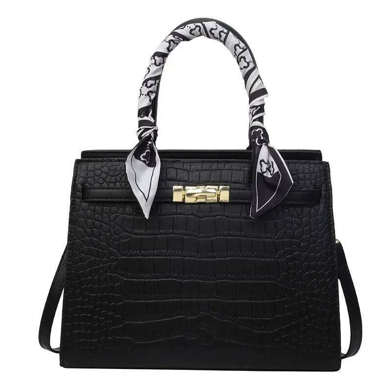Large Capacity Women s Shoulder Crossbody Bag Fashionable Commuter Handbag Soft Polyester Interior Versatile Hip Hop Style
