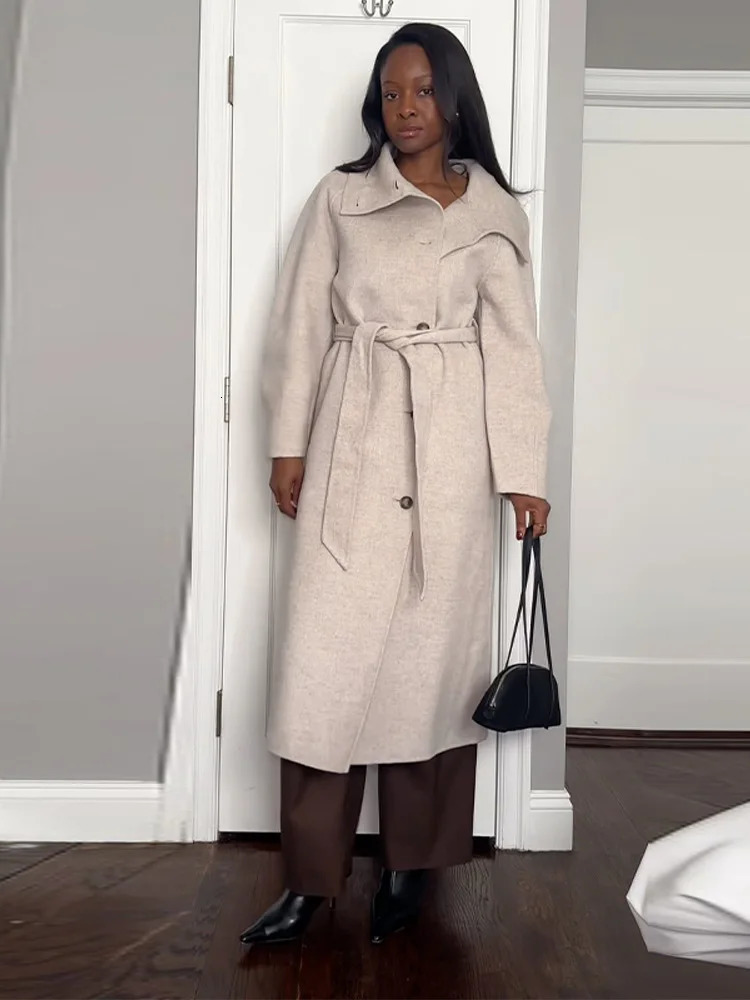 Retro Solid Stand Collar Long Tweed Coat Women Fashion Large Lapel Single Breasted Coats With Belt Lady Chic Street Outwear 251028