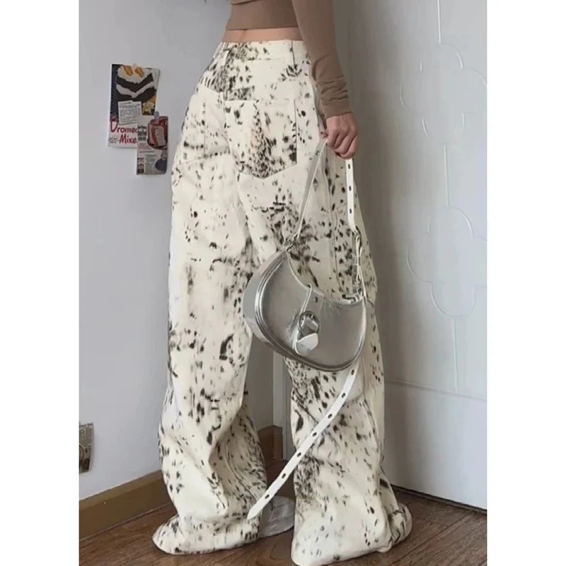 Female Chic Apricot Leopard Print Jeans s Casual Fashion High Waist Pants Women Vintage Straight Leg Denim Trousers 251029