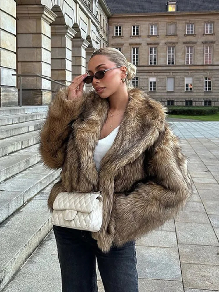 Women Casual Long Sleeved Fur Coat Vneck Loose Short Jackets Winter Lady Fashion Style Daily Highstreet Outerwears 251028