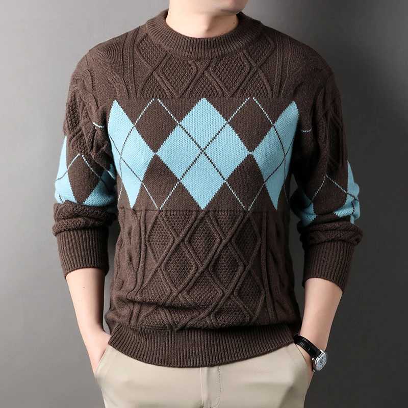Personality checkered jacquard knitted mens sweater luxurious brand comfort warm new fashion color blocked round neck pullover J251029