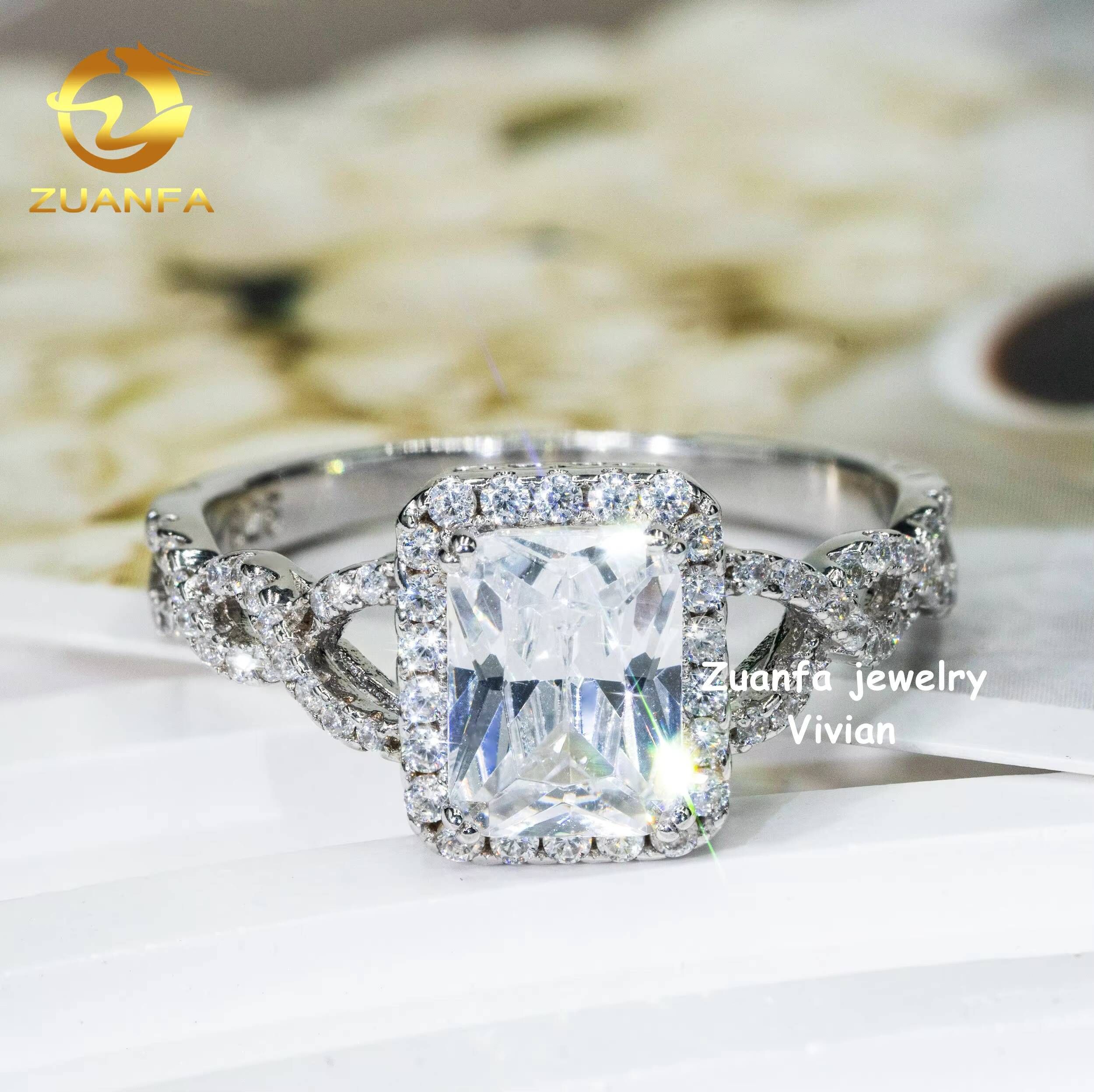 Iced Out VVS Moissanite Diamond Hip Hop Iced Out Sterling Silver 925 GRA Cetrtificated Hip Hop Jewelry Custom Ring