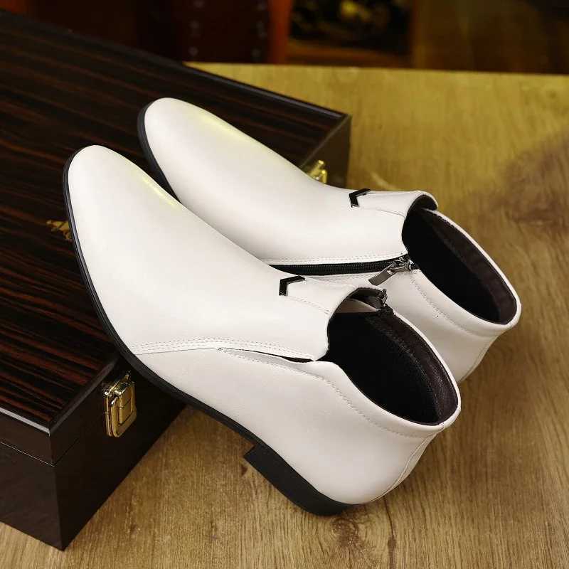 Retro Men Ankle Boots Luxury Hightop Men Leather Shoes High Quality NonSlip Motorcycle Boots Fashion Zipper Men Boots Big Size Z251029