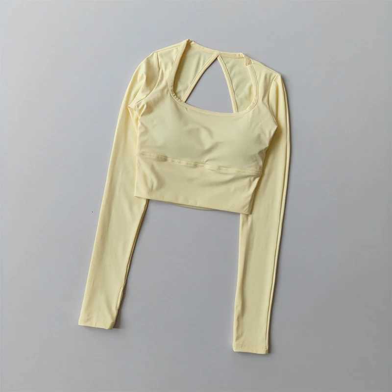 Yoga Clothes with Chest Pads Longsleeved Womens Breathable Mesh Running Training Quickdrying Tops Slim Sports Fitness ClothesXJ251029