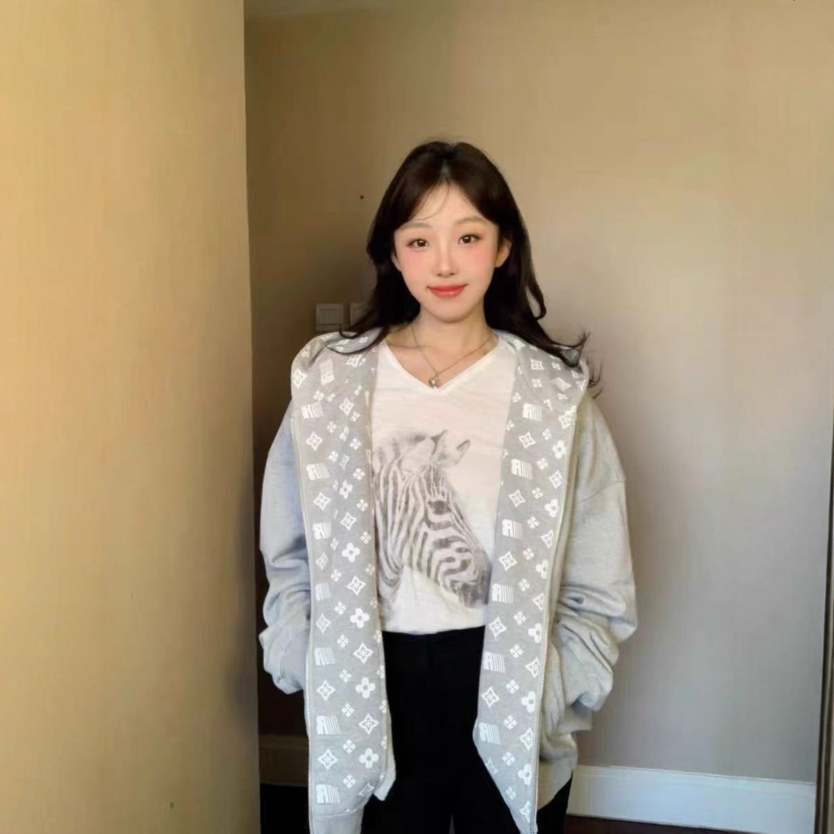 American designer fashion retro cardigan hooded women's sports shirt autumn new fashion loose couple zipper jacket