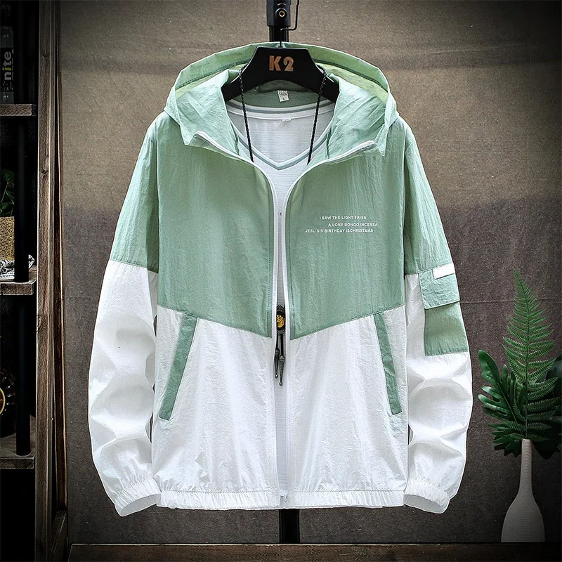 2025 Summer Skin Coats Men Ultra Light UV Sun Protection Big Size Hooded Windbreaker Jacket Men Striped Casual Outwear 251029