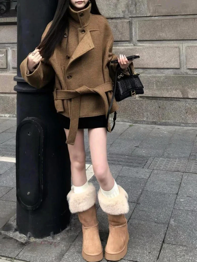 Winter Korean Fashion Woolen Warm Coat Women Chic Shawl Cloak Retro Loose Trench Coat Female Sweet Casual Overcoat 251029
