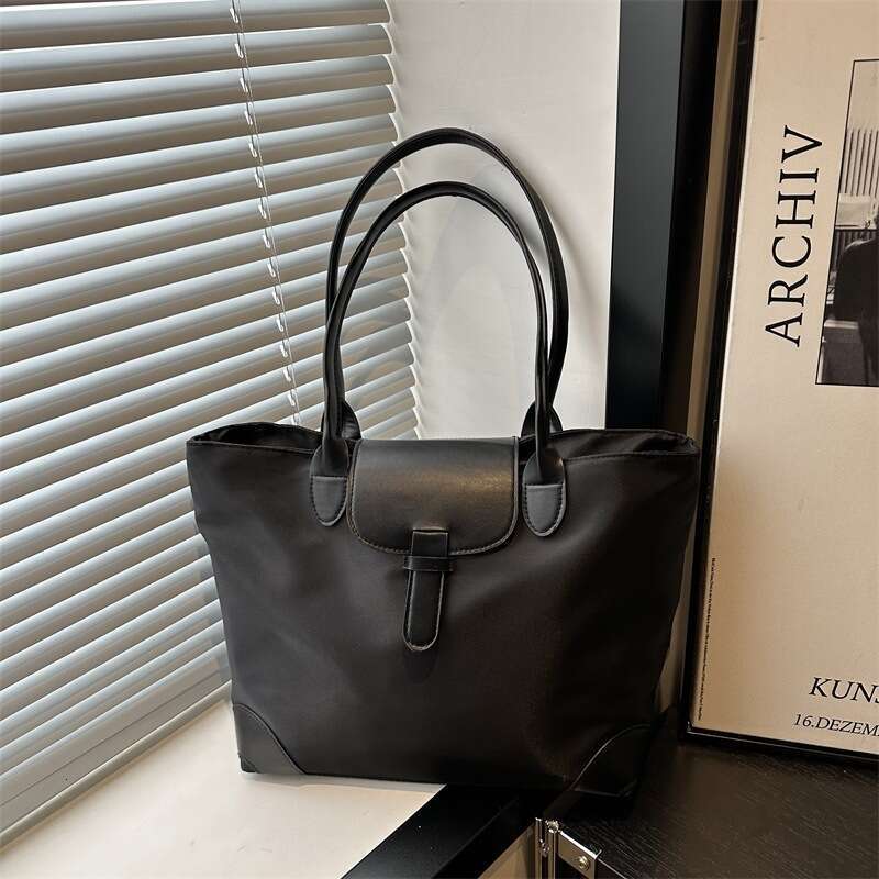 Designer bag Large Capacity Fashionable New Casual Textured Underarm Single Shoulder Tote Bag Simple Oxford Cloth Women 2025 Solid Color