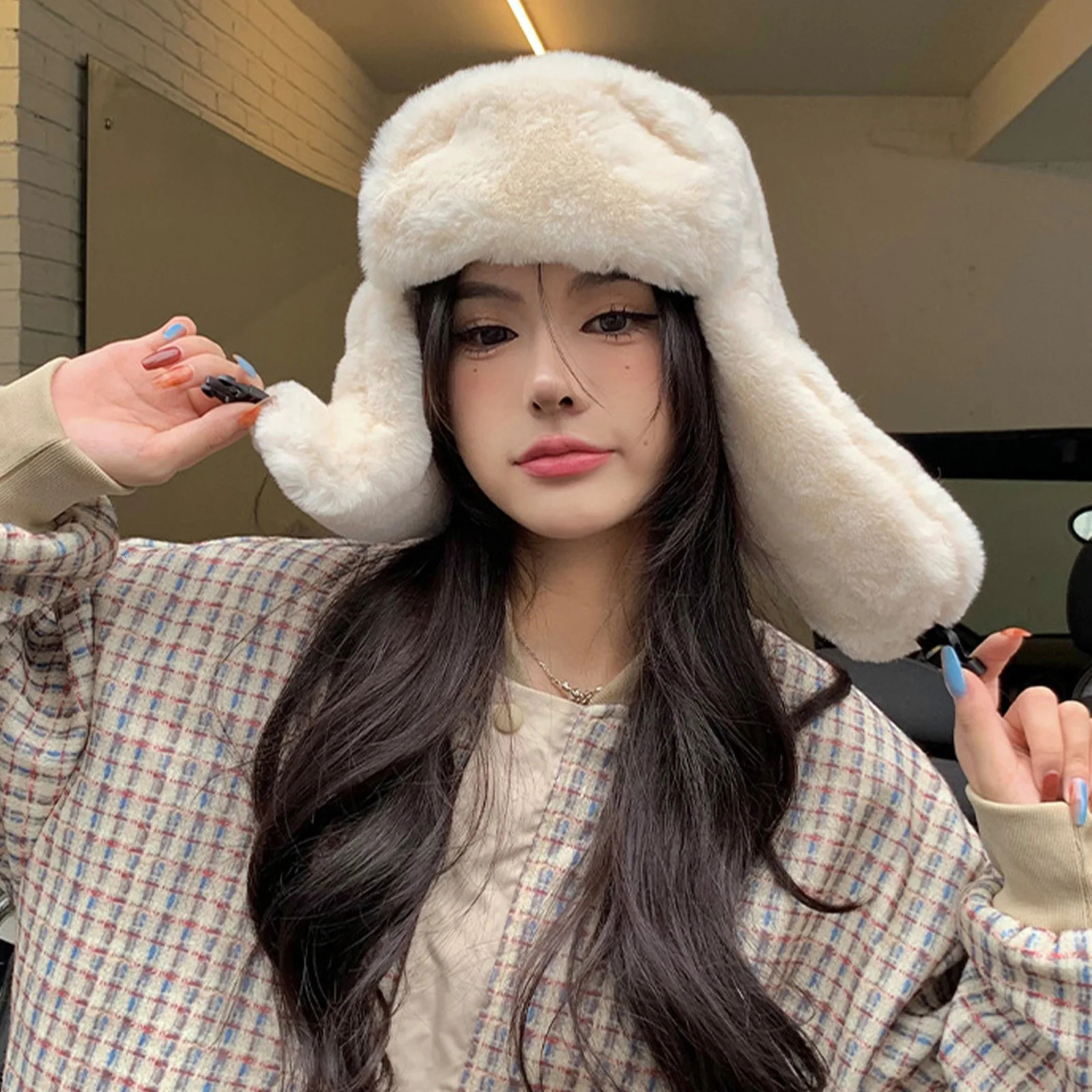 Soft Plush Winter Riding Hat Outdoor Cycling Warm and Cold Plush Hat for Outdoor Fishing Trip Shopping 251029