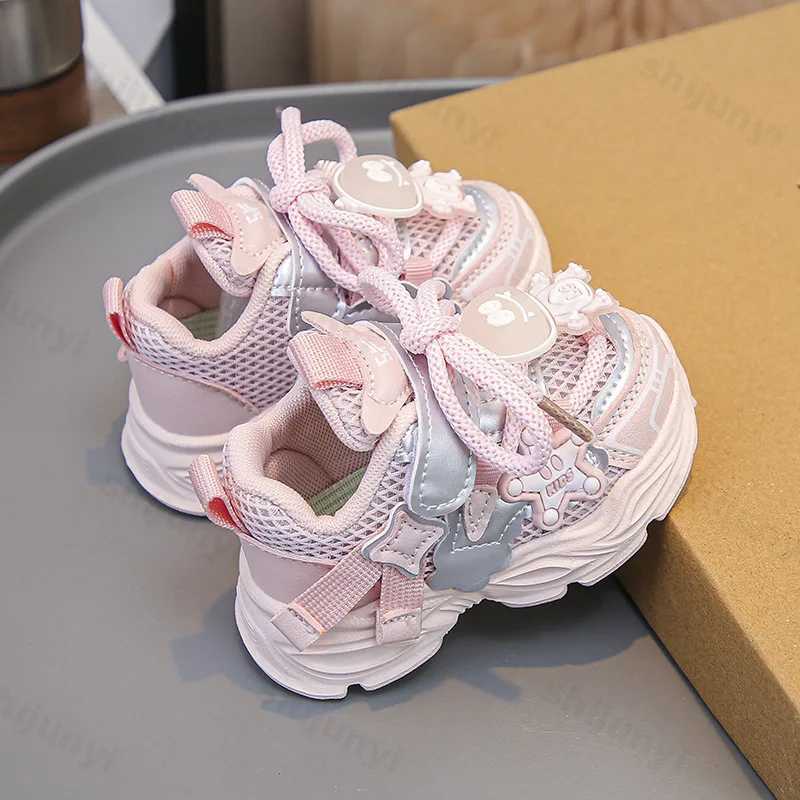 Childrens Mesh Breathable Casual Sports 2025 Autumn Boys Girls Outdoor Running Shoes Toddler Comfortable Non Slip Sneakers H260130