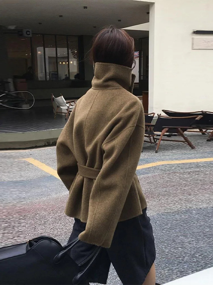 Casual Stand Collar Tweed Coat Women Retro Elegant Single Breasted Solid Belt Coats Lady 2025 Winter Classic Chic Street Outwear 251029