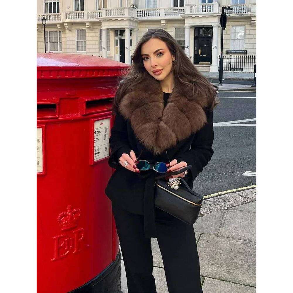 Solid Faux Fur Collar Woolen Overcoat Women Casual Full Sleeve Lace Up Short Jackets 2025 Lady Daily Outdoor Street Warm Coat