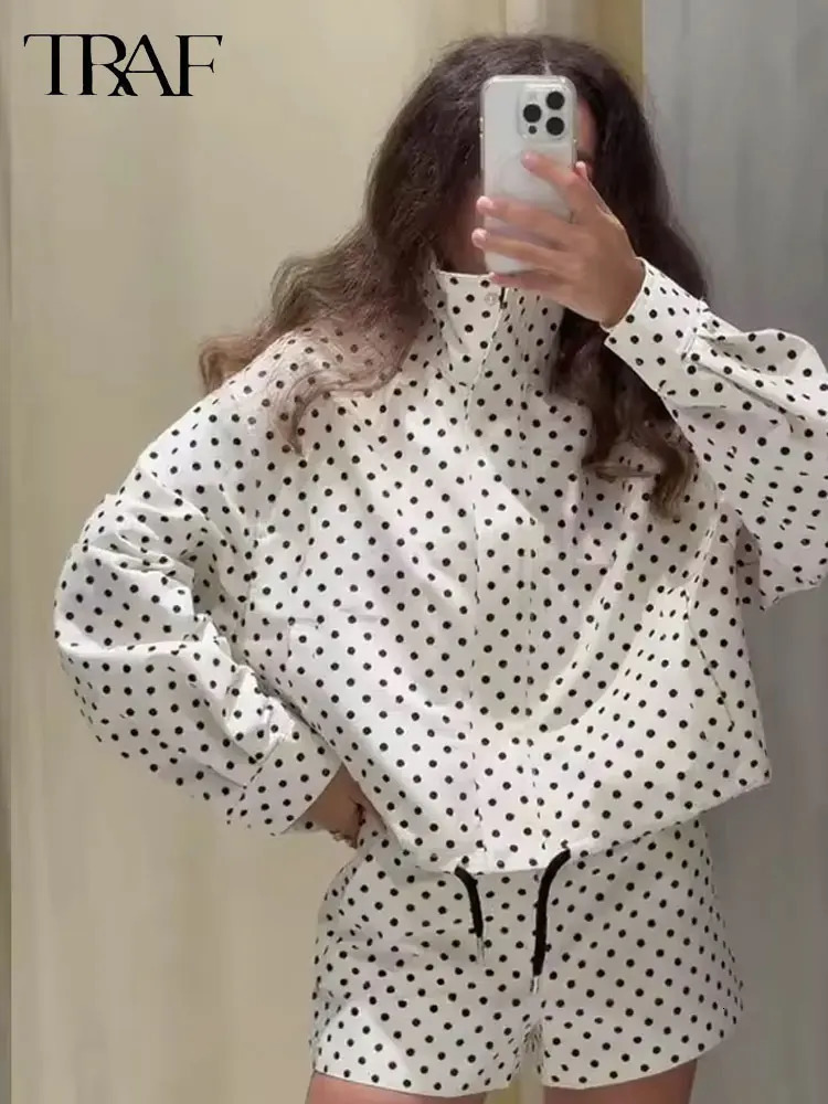 Polka Dot Shorts Jacket Set Women Loose Lapel Zipper Long Sleeved Coat Drawstring Short Pant Autumn Street Lady Suit 251029