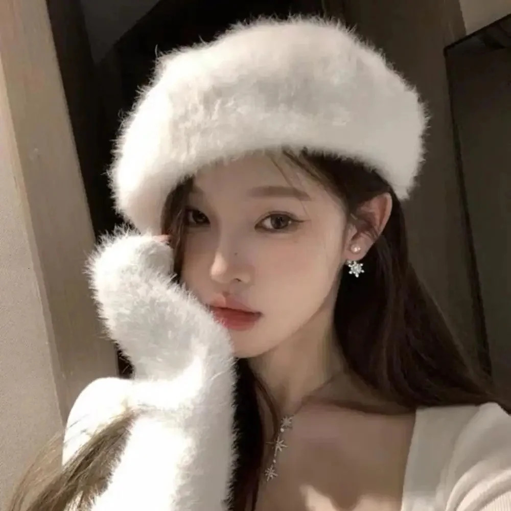 Sweet Faux Rabbit Fur Beret Hat Women Autumn Winter Thicken Keep Warm Furry Flush Artist Flat Cap Solid Color Painter Hats 251029